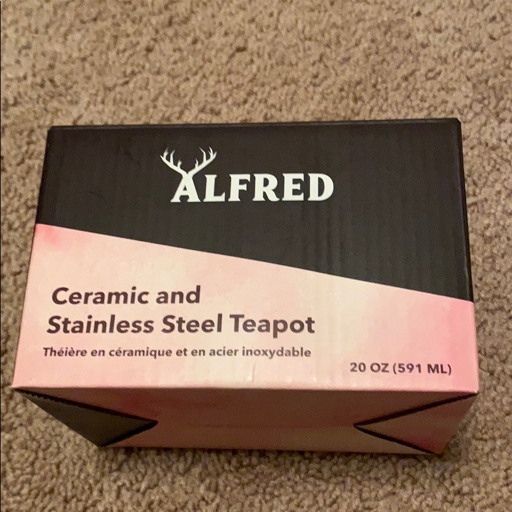 Alfred teapot